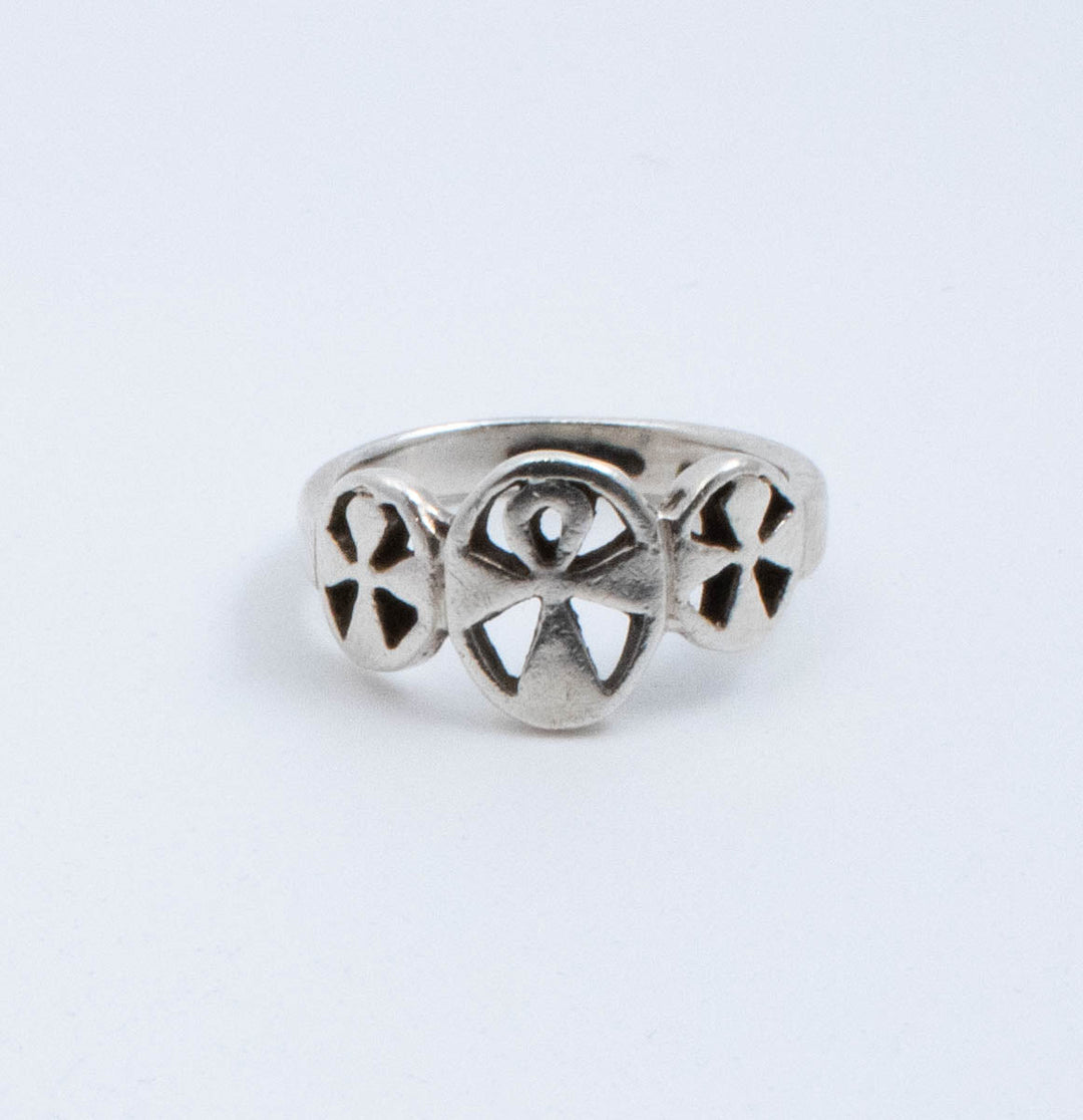 Vintage Sterling Silver Ring With 3 Bold Ankh Crosses! [Size 7 US]