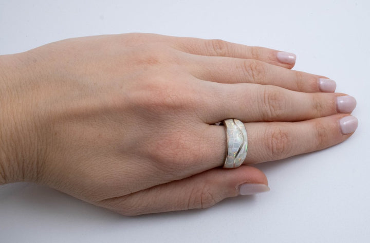 Vintage Sterling Silver Ring With Opal Pieces! [Size 7.75 US] - 47Silver - 