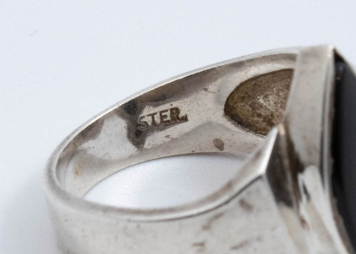 Vintage Sterling Silver Ring With Oval Green Stone! [Size 6.5 US]
