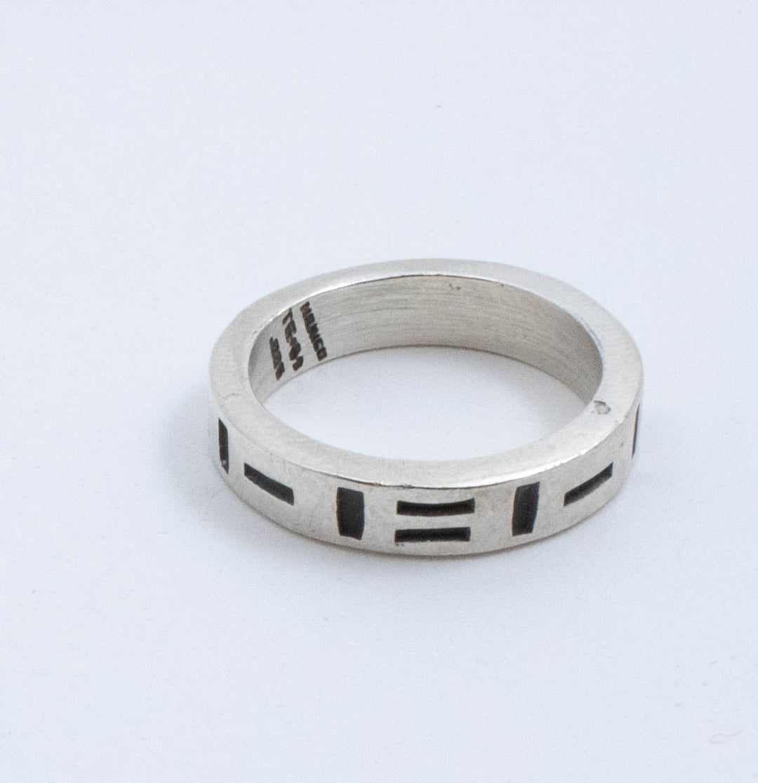 Vintage Sterling Silver Thick Band Etched Rectangles! [Size 7.75 US] Made in Mexico