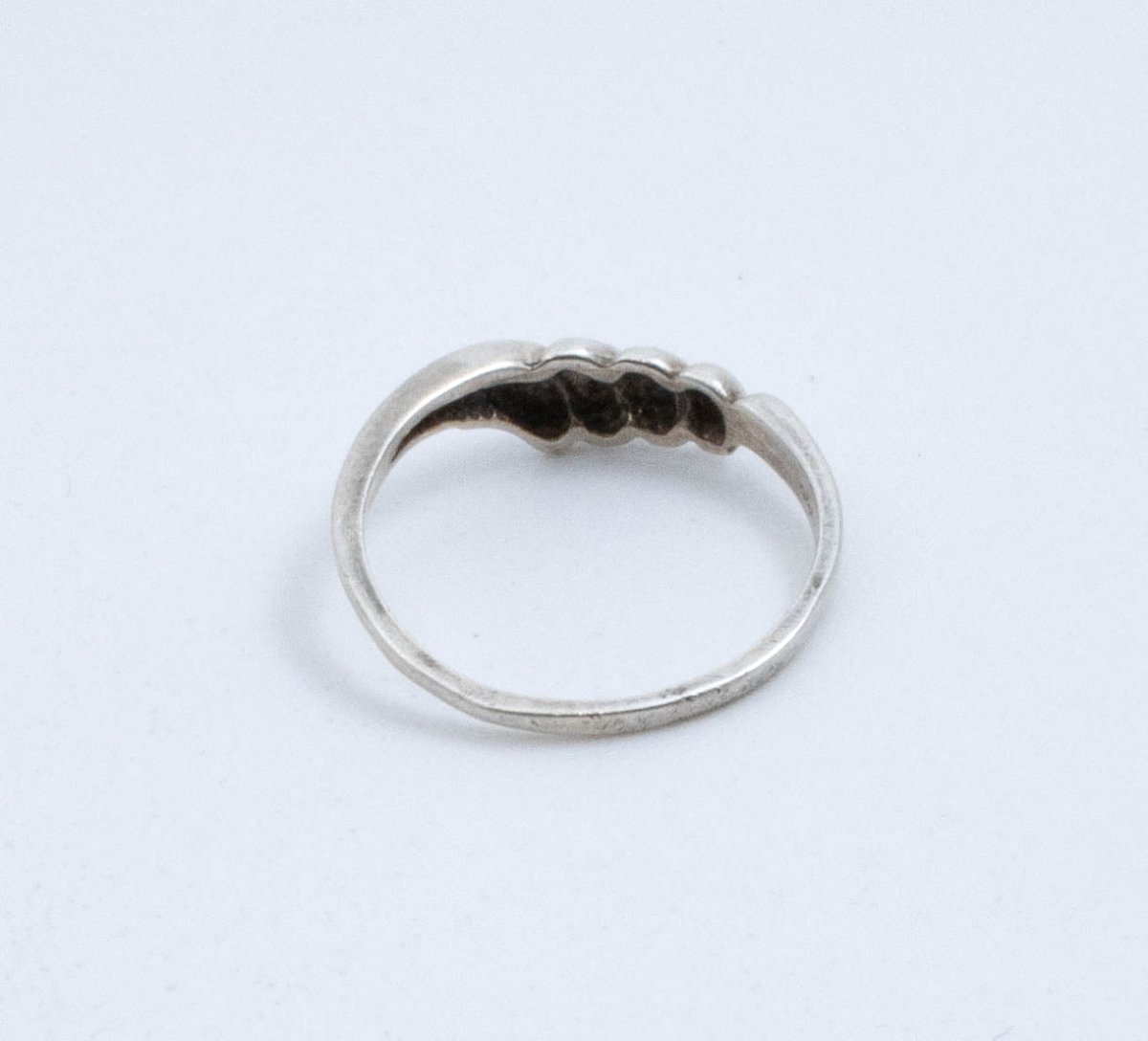 Vintage Sterling Silver Twisted Seashell Inspired Ring [Size 4.5 US] - 47Silver - 